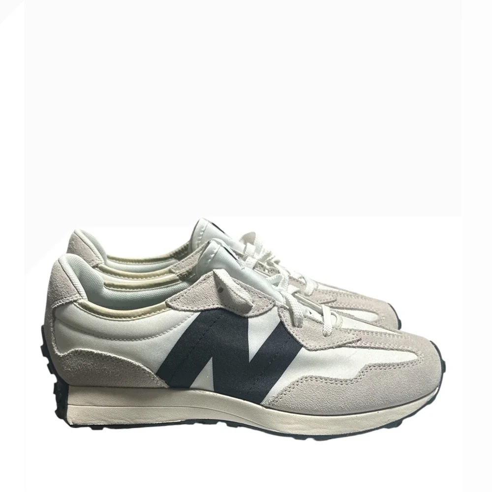 NWOT, New Balance 327 Sea Salt Black Suede Sneakers GS327FE Boys 7 Womens 8.5